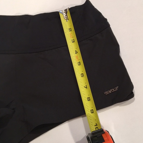🌊Seafolly Australia🌊 Active Hybrid Board Shorts - Picture 15 of 16